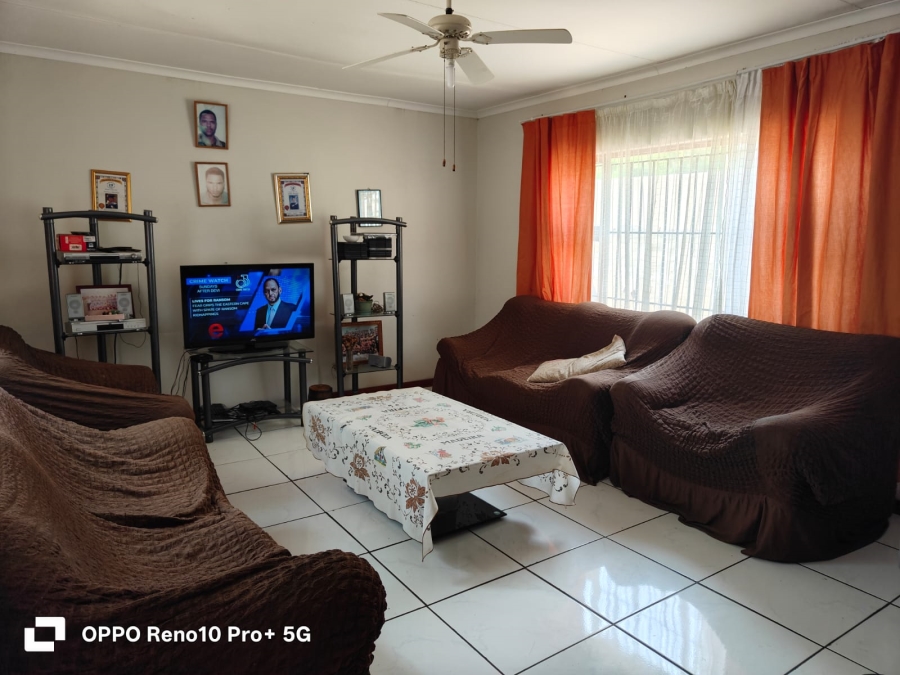 4 Bedroom Property for Sale in Promosa North West